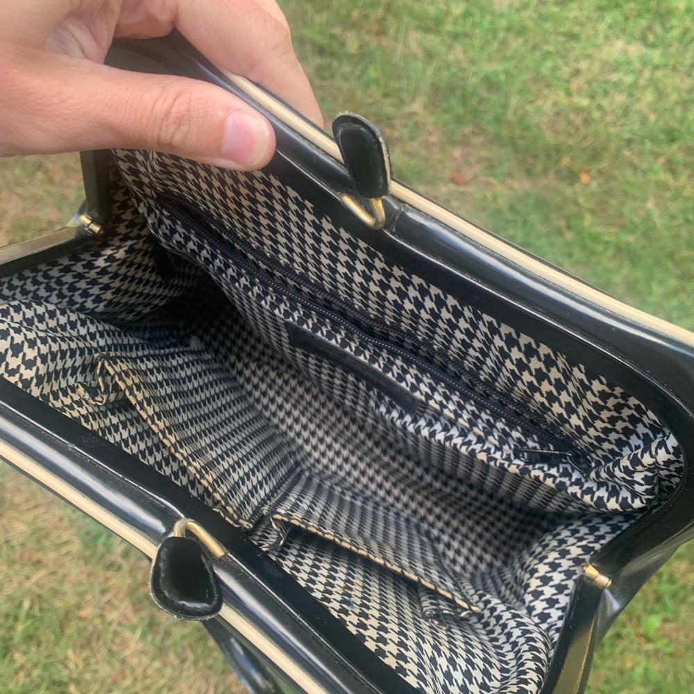 Vintage Liz Claiborne Black Handbag - Picture 6 of 8